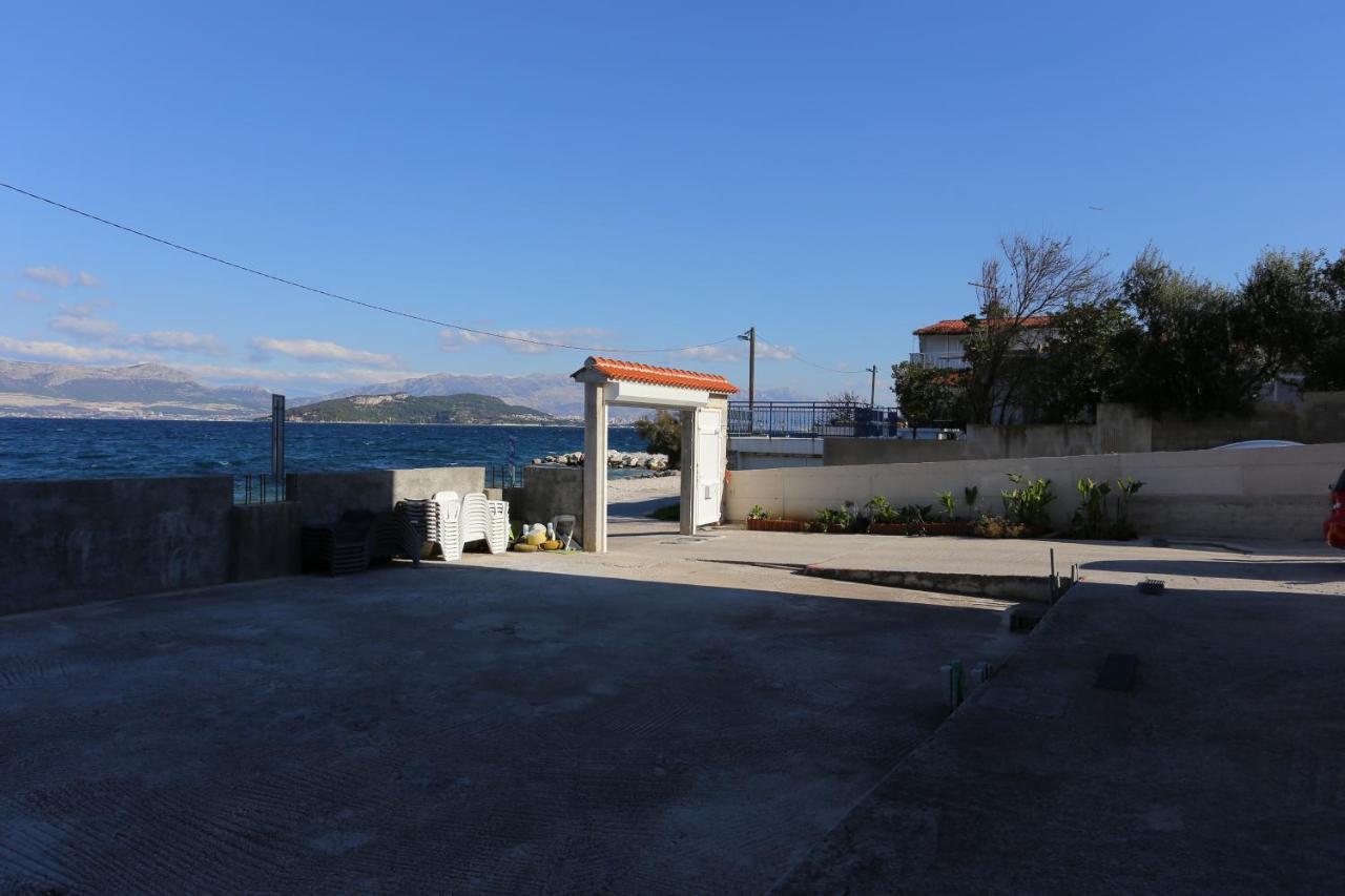 Apartments By The Sea Slatine, Ciovo - 14541 Extérieur photo