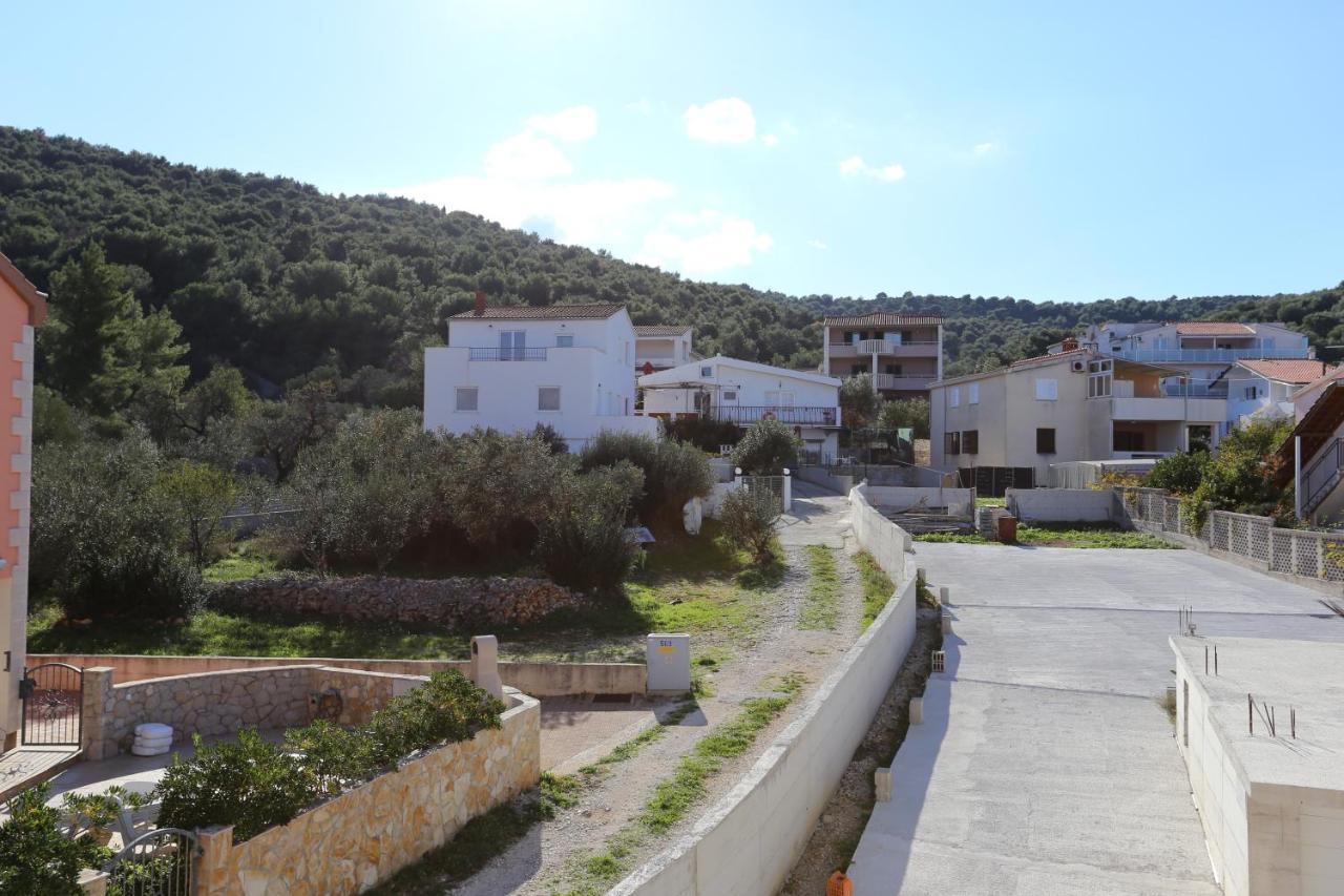 Apartments By The Sea Slatine, Ciovo - 14541 Extérieur photo