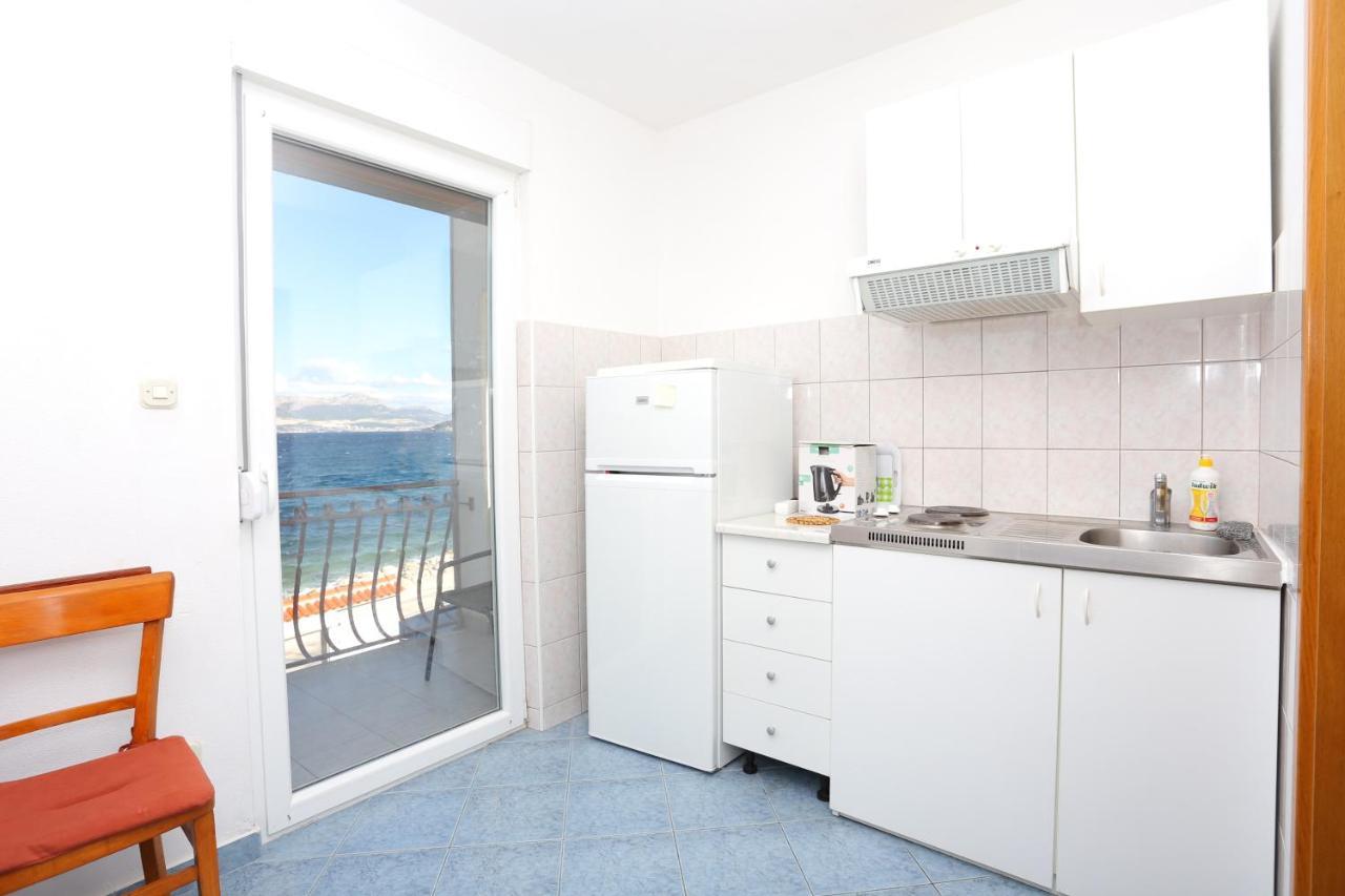 Apartments By The Sea Slatine, Ciovo - 14541 Extérieur photo