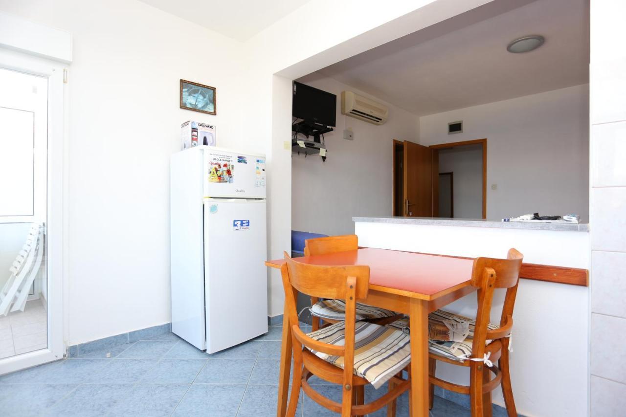 Apartments By The Sea Slatine, Ciovo - 14541 Extérieur photo